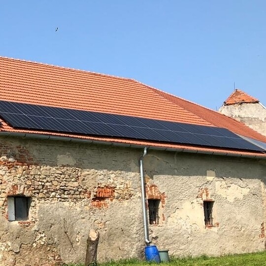 Firemní fotovoltaika v Mariánovicích