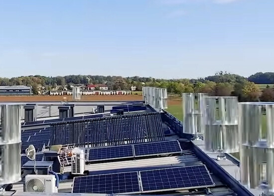 Malé větrné elektrárny s fotovoltaikou